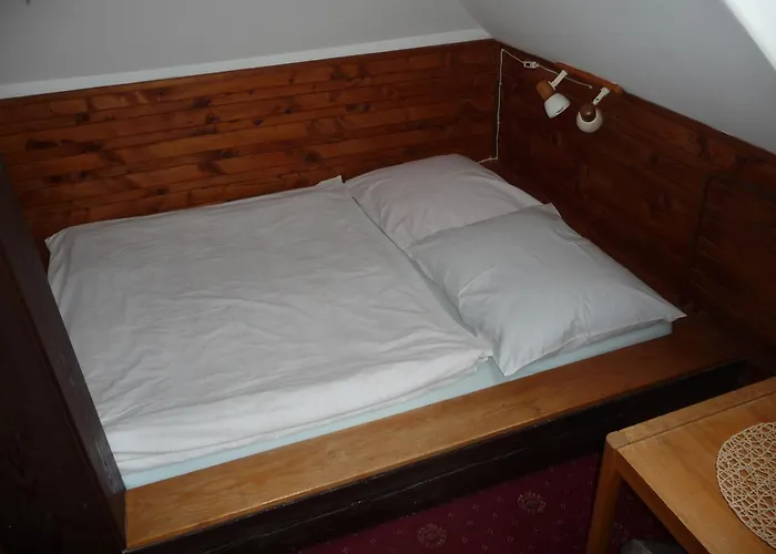 Zavodsky Πανσιόν 3*